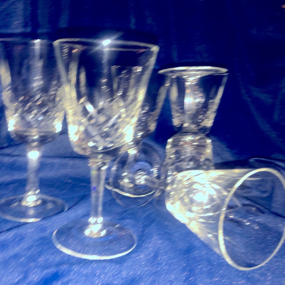 6 crystal Red Wine Glasses